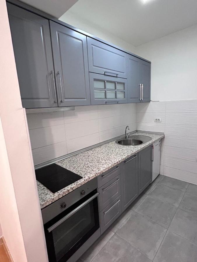 Apartments Empire - Adora Flatiron Skopje Buitenkant foto
